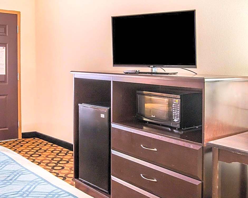 Econo Lodge Richmond Hill