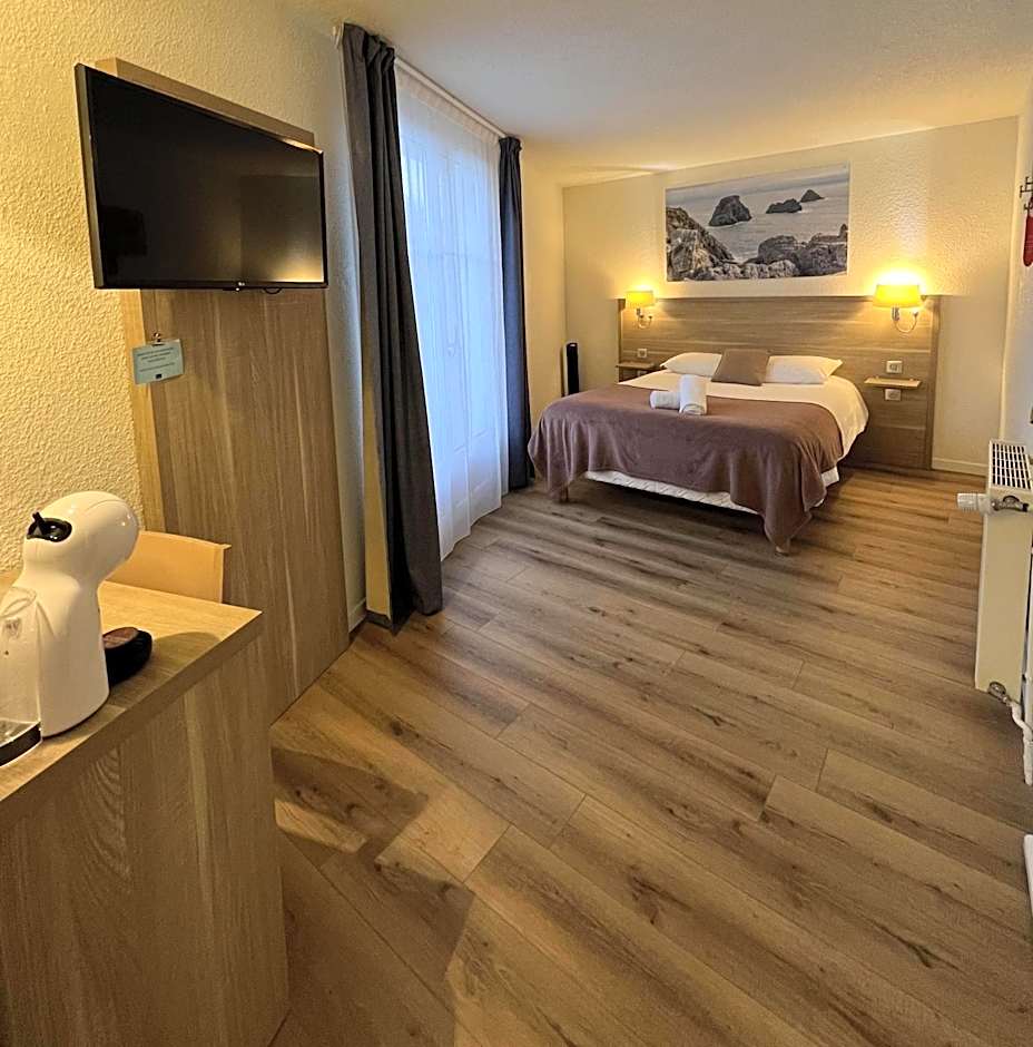 Couett'Hôtel Brest Port de plaisance, Les pieds dans l'eau