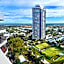 Broadwater Shores Waterfront Apartments