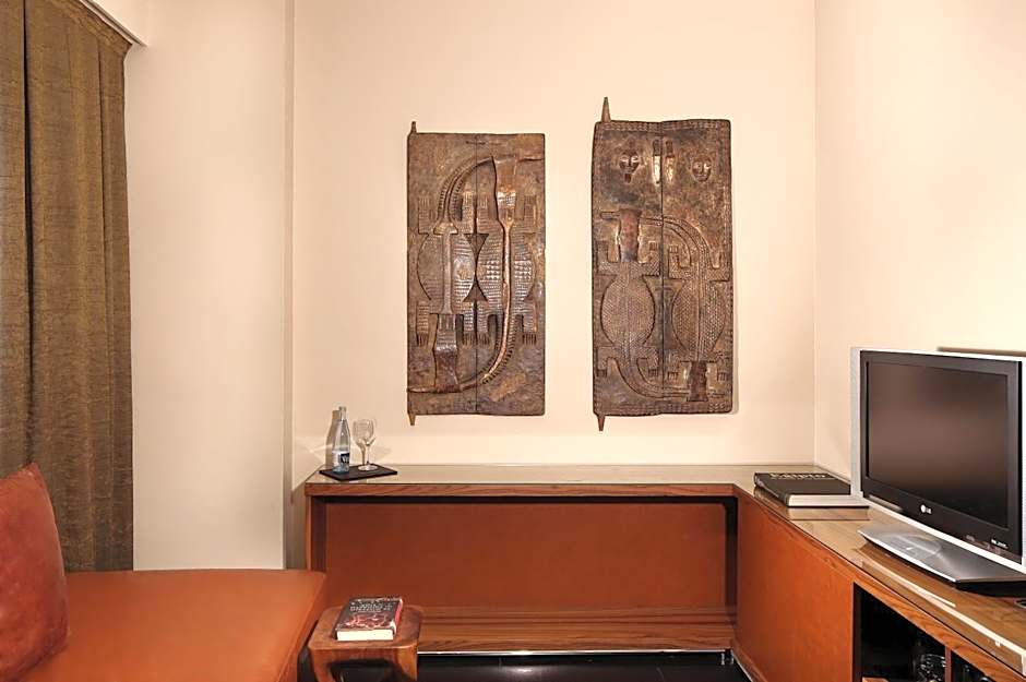 Hotel Gran Derby Suites