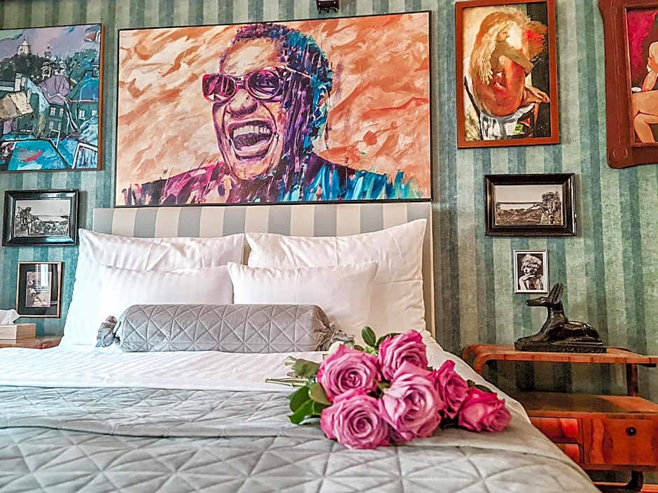 Divná pani Luxury Gallery Rooms