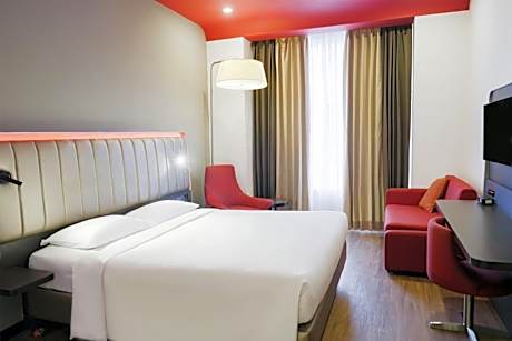 One Bedroom Suite With 20% Discount at RBG BAR,15% discount on Food & Soft Beverage/Laundry