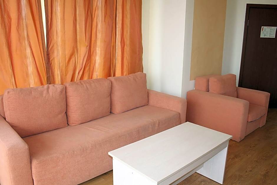Iris Beach Hotel