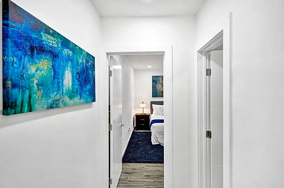 Sunshine vibes villa - Close to Beach