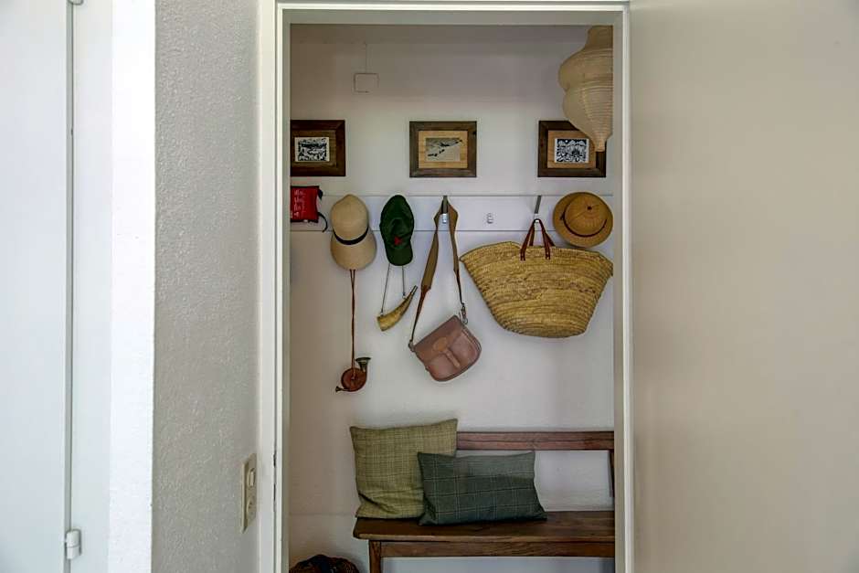 Ravines 50, Soulful Escape With Mountain Views