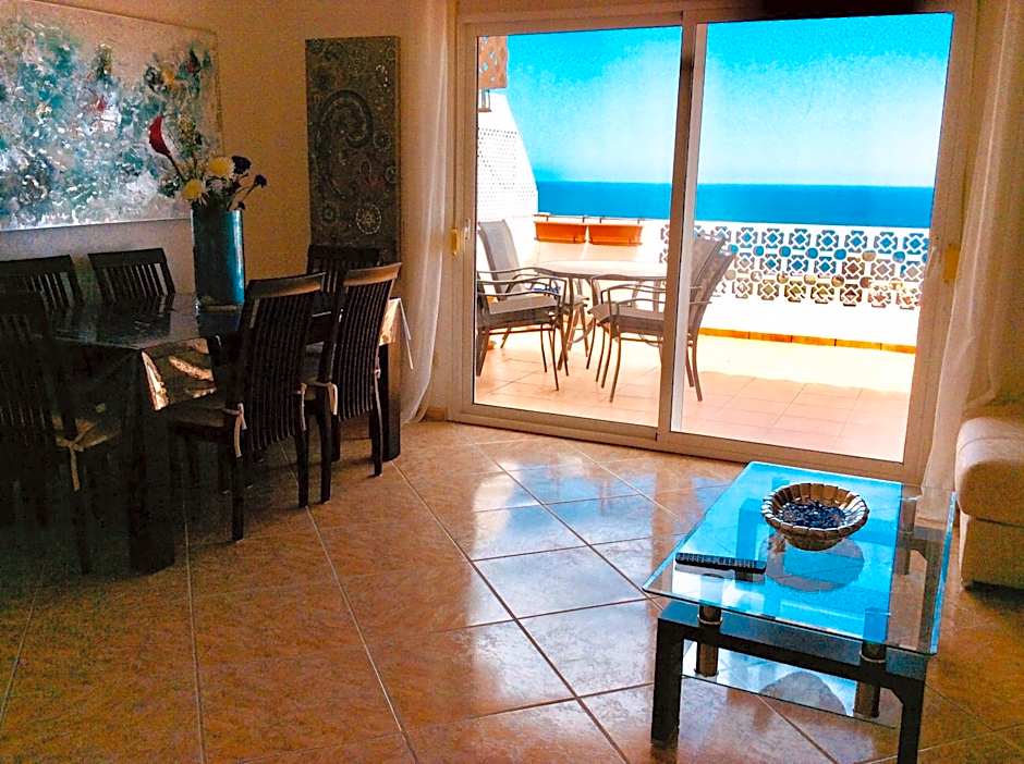 DUQUESA BY THES SEA - HACIENDA GUADALOUPE