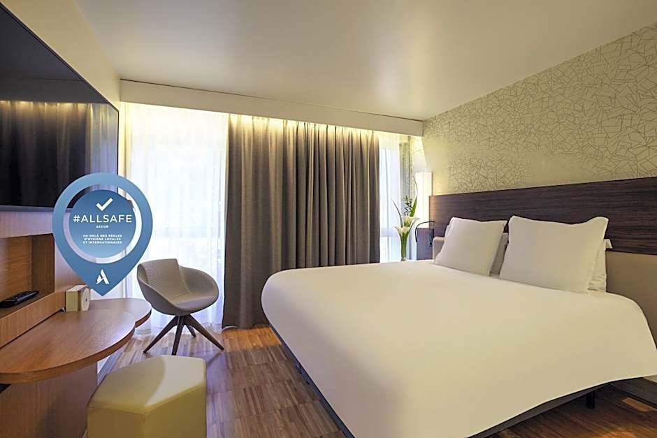 Mercure Paris Arc De Triomphe Etoile