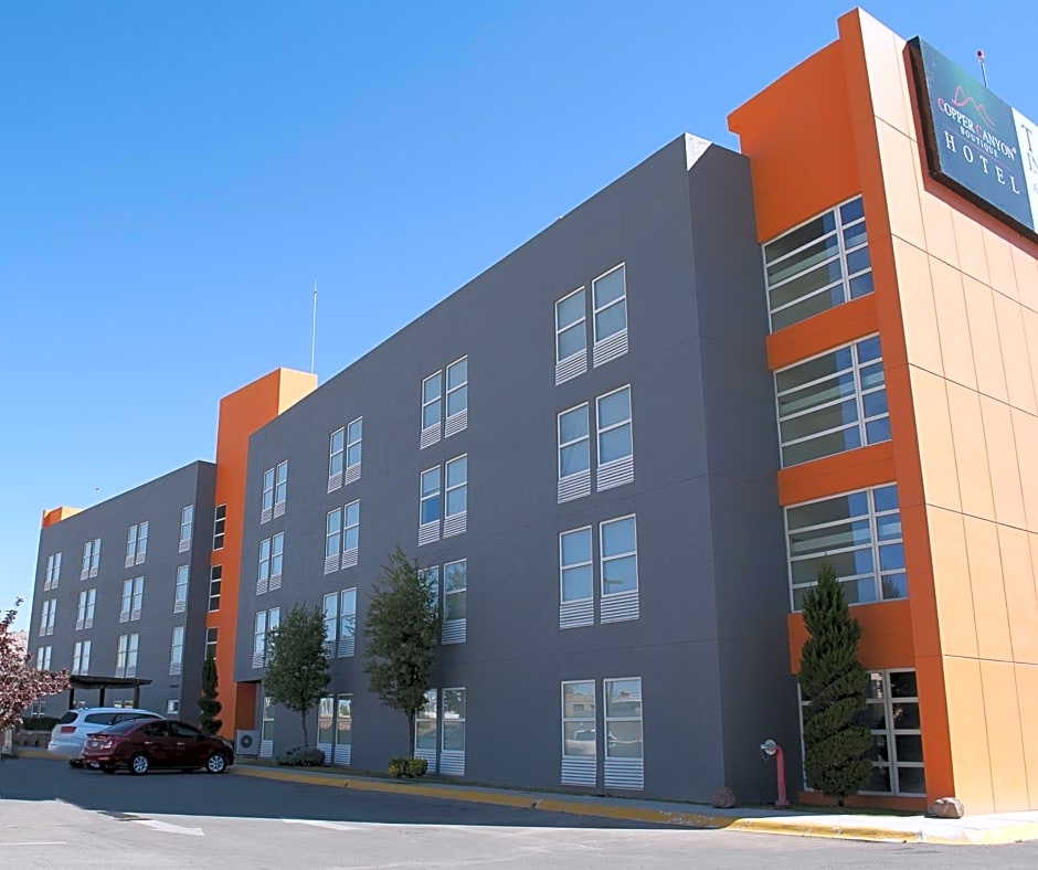 Copper Canyon Boutique Hotel