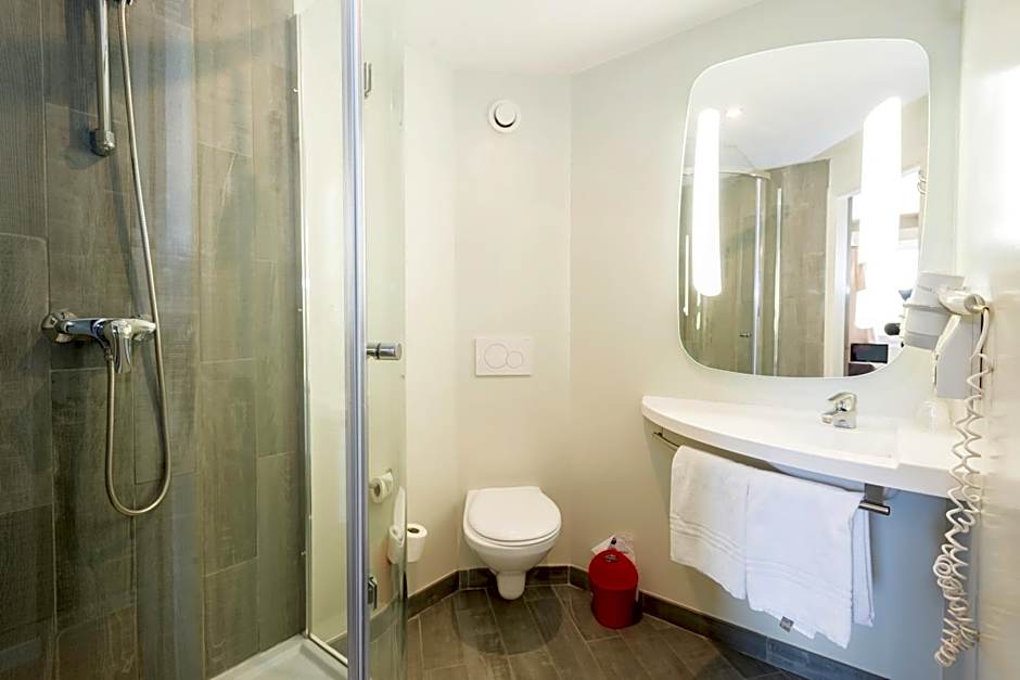 Ibis Granada