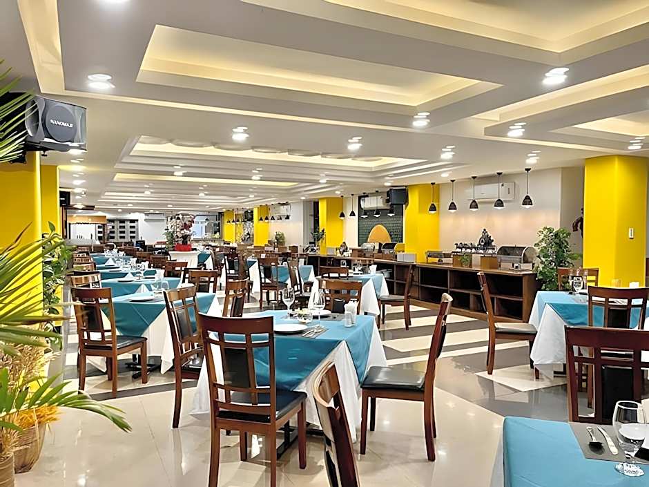 Happy Life Green Hotel