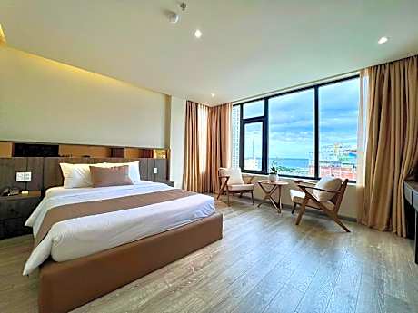 Deluxe Double Room with Sea View