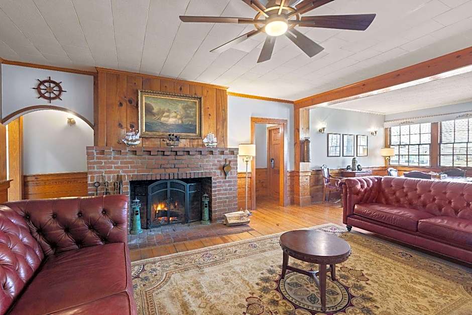 Days Inn by Wyndham Kill Devil Hills Oceanfront - Wilbur