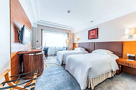 Double Room with Two Double Beds - Non-Smoking