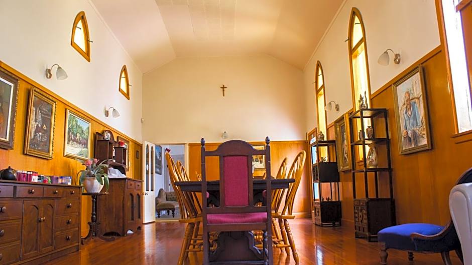 The Pier Lodge Bed And Breakfast