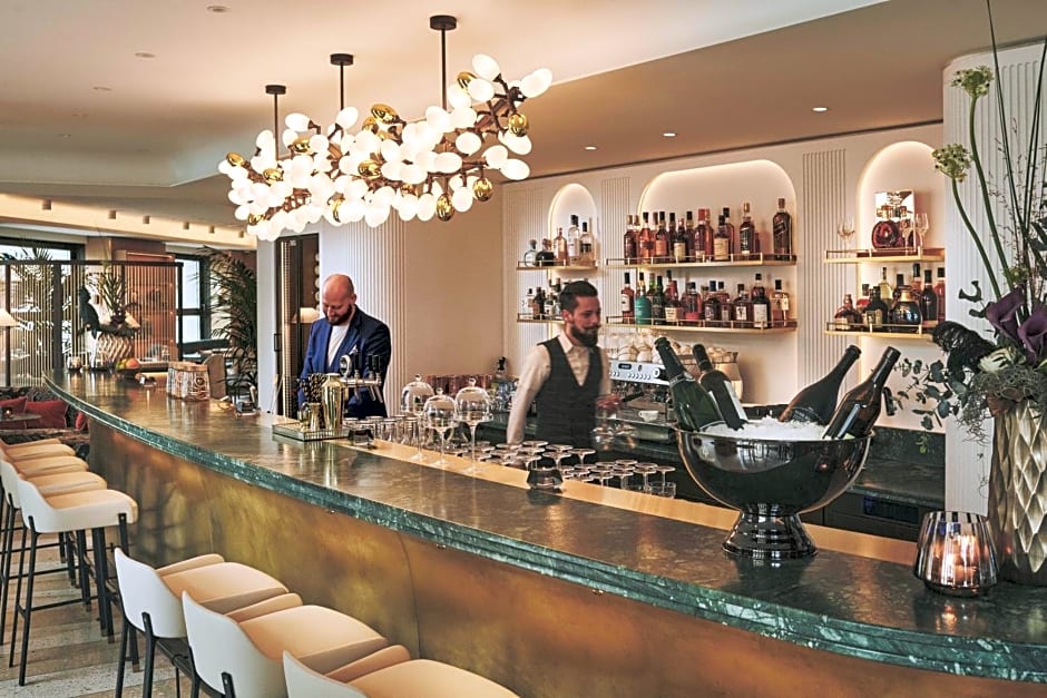 Small Luxury Hotel Ambassador a l'Opera