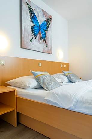 Twin Room with Balcony