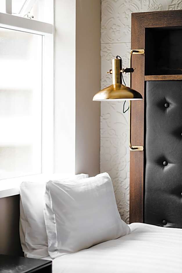 ODDSSON Downtown Hotel