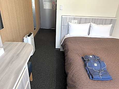 [Non-smoking] Couple [Free Wi-Fi/Bed width 12cm]