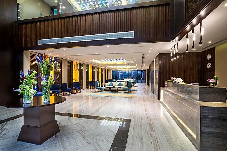 Naviti Warwick Dammam