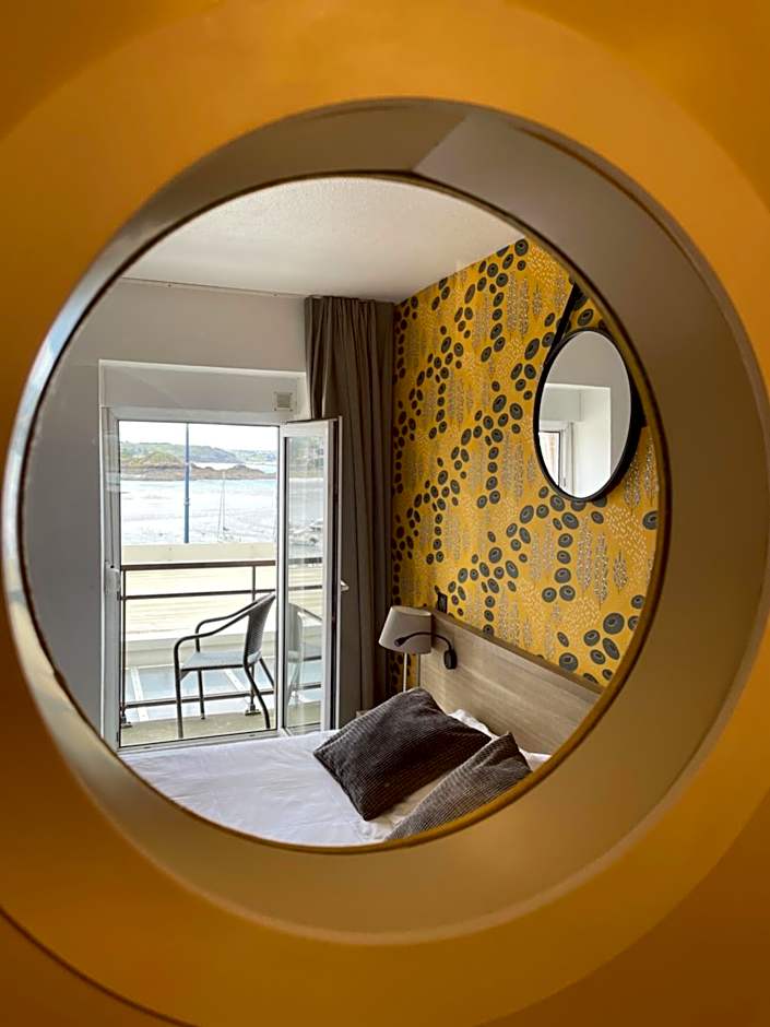 La Table De Jeanne - Hôtel & Restaurant