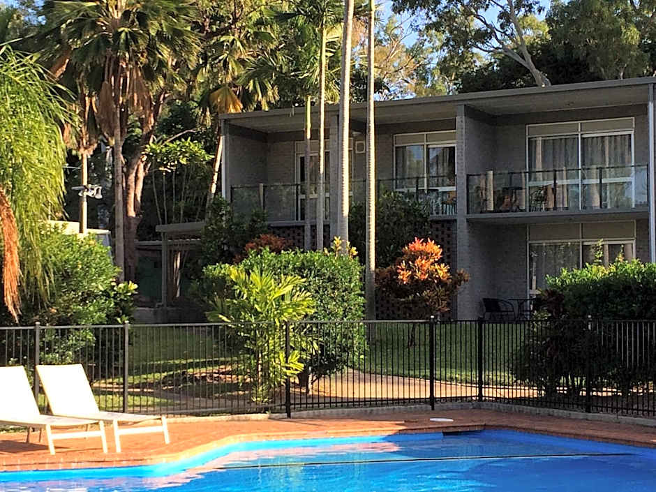 Arcadia Village Motel