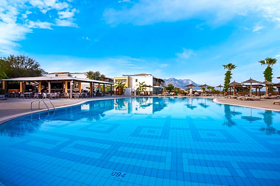 Grand Blue Beach Hotel