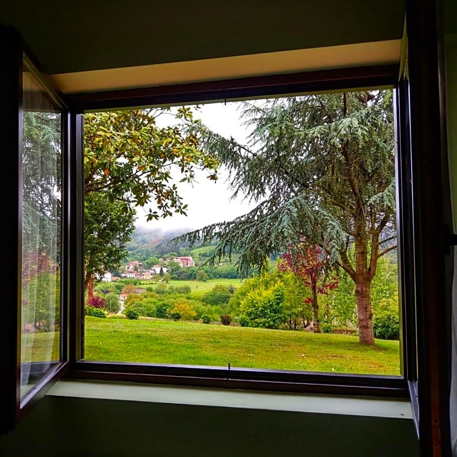 Hotel Rural El Otero