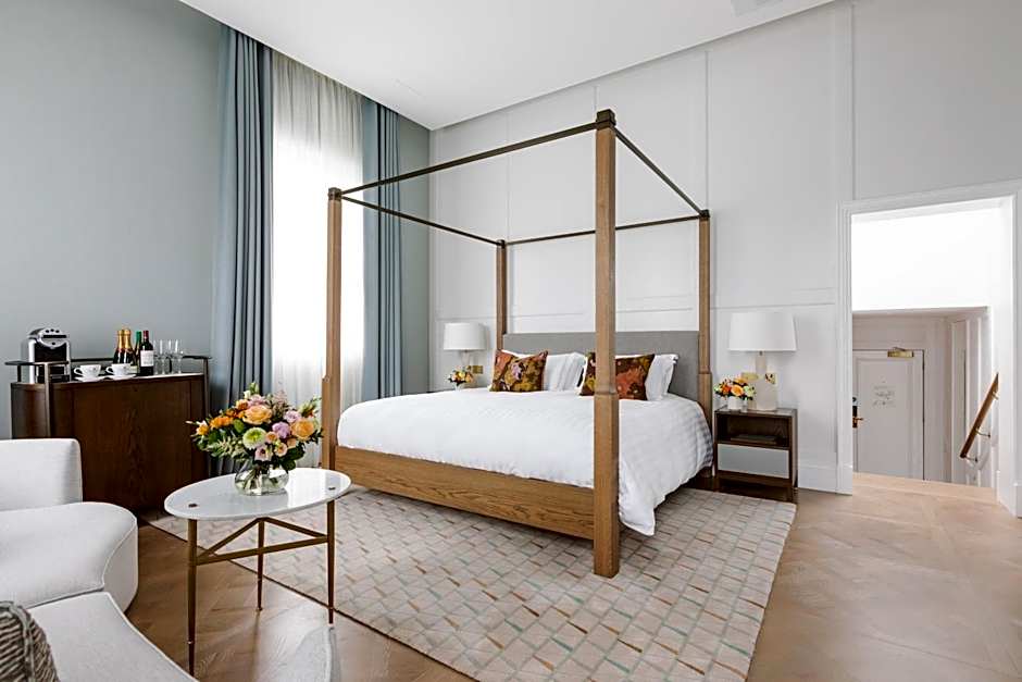 Tullyglass House Hotel