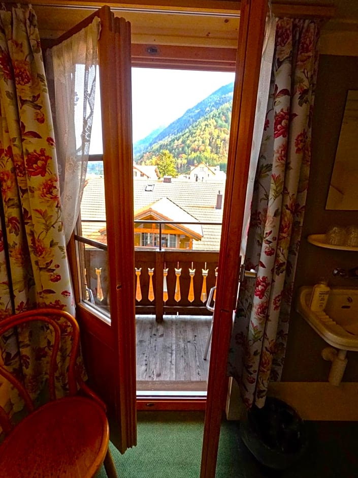 Edelweiss Lodge
