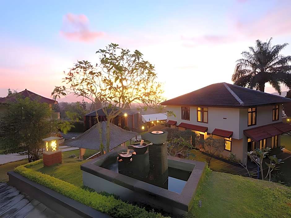 The Jayakarta Cisarua inn and villas