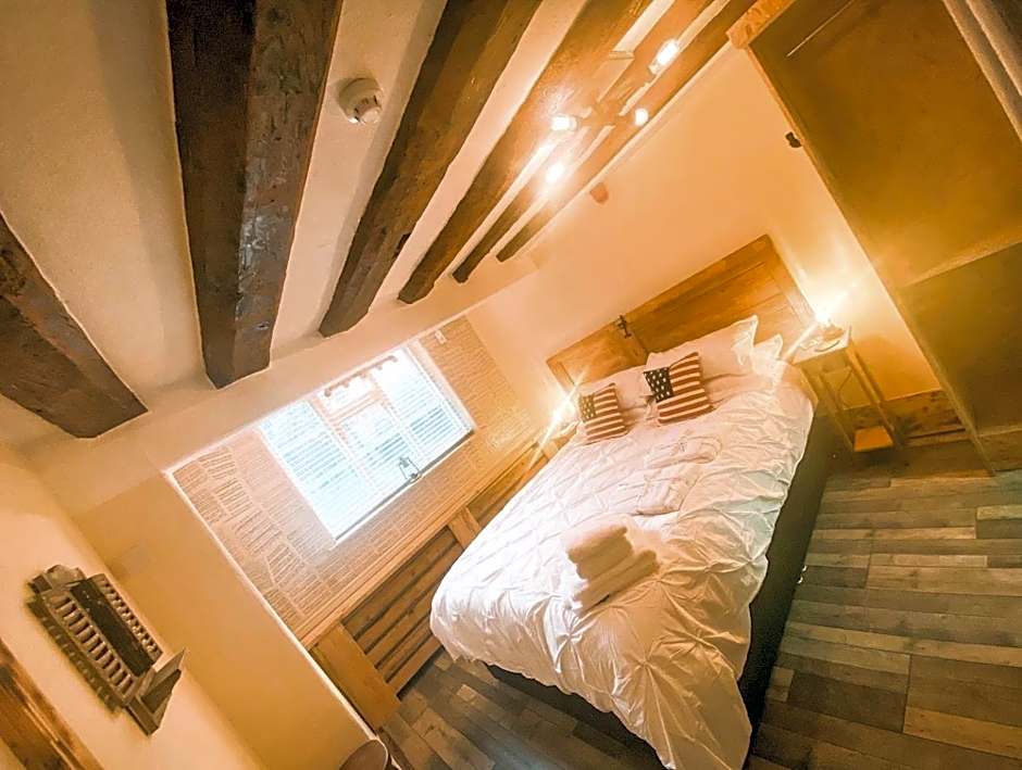 The Terrace at Riverside Suites