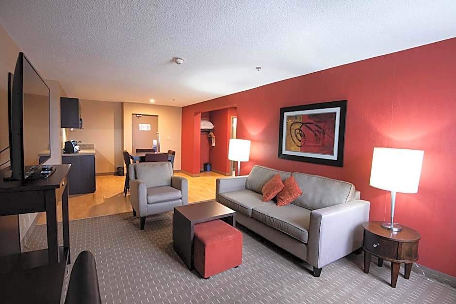 Holiday Inn Express Hotel & Suites Chatham South By IHG