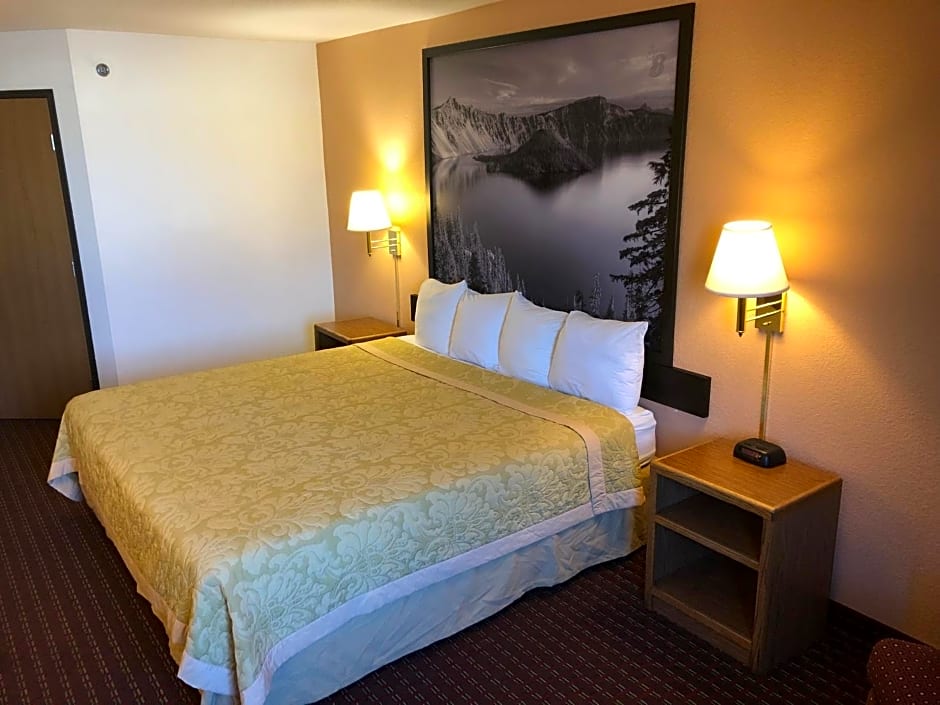 Super 8 by Wyndham The Dalles OR