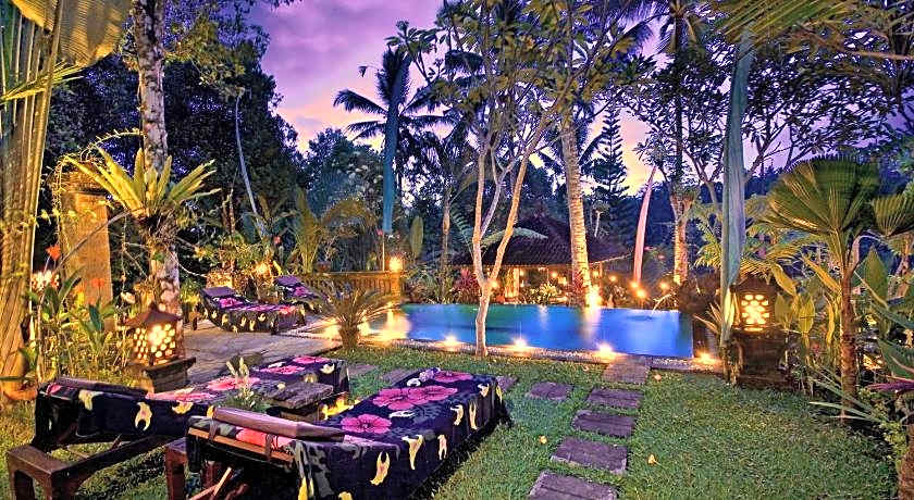 The Mahogany Villa