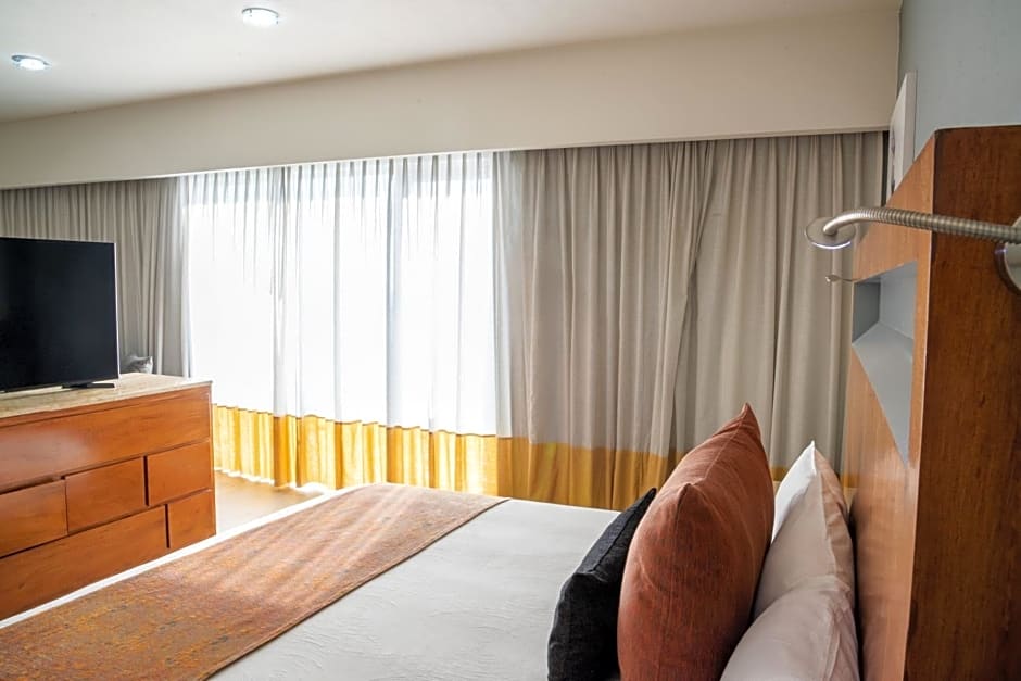 Real Inn Guadalajara Expo