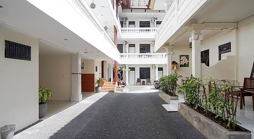 City Garden Bali Dwipa Hotel