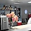 Elegant Circle Inn