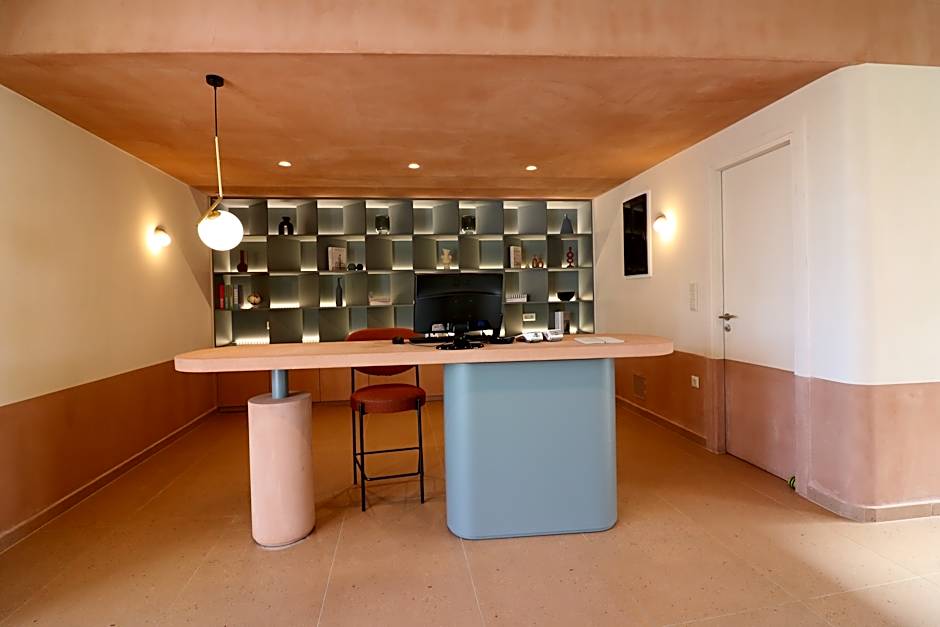 Philoxenia Apartments