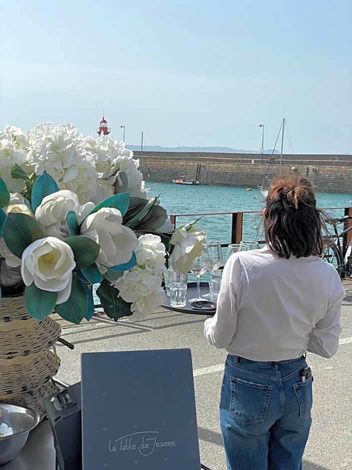 La Table De Jeanne - Hôtel & Restaurant