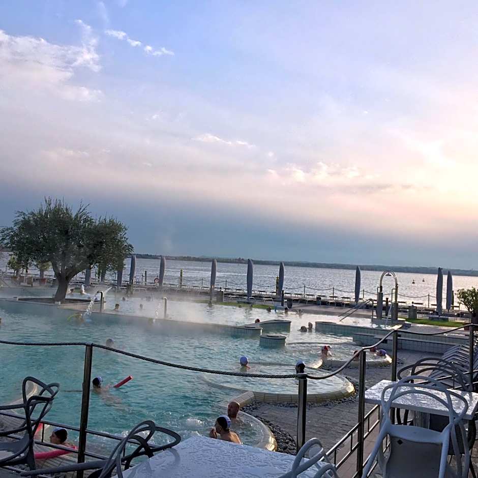 Le Rêve - Lake view rooms