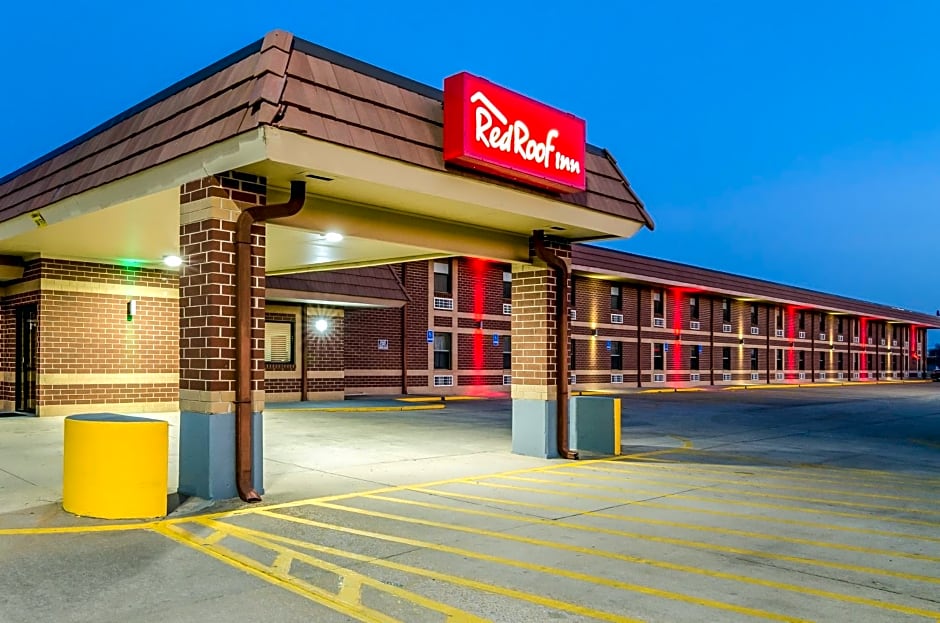 Red Roof Inn & Conference Center Wichita Airport