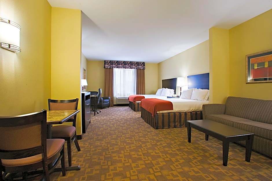 Holiday Inn Express and Suites Snyder By IHG
