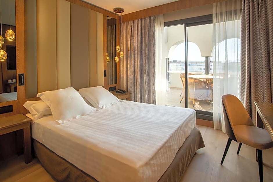 Hotel Granada Center