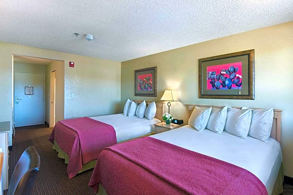 Oxnard Inn Lancaster