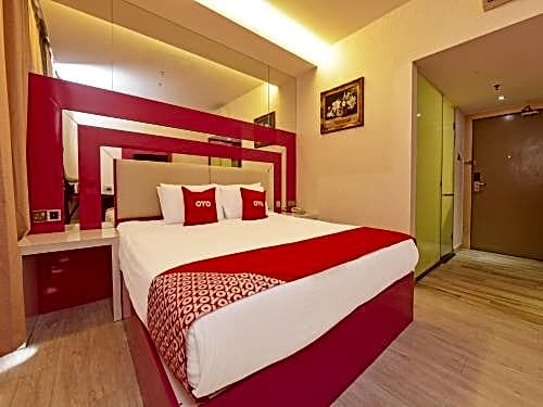 Capital O 90130 Sawadee Hotel