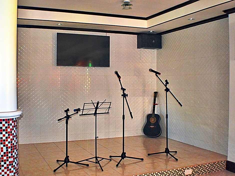 Mayon Backpackers Hostel