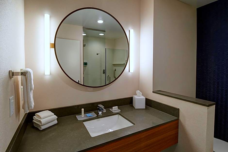 Fairfield Inn & Suites by Marriott Midland