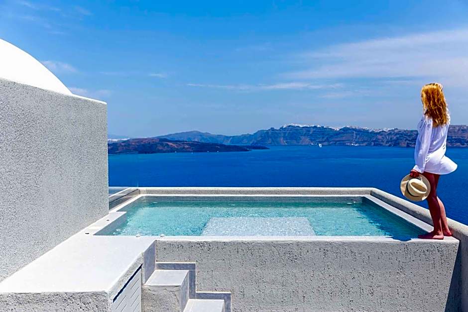 Acroterra Rosa Luxury Suites