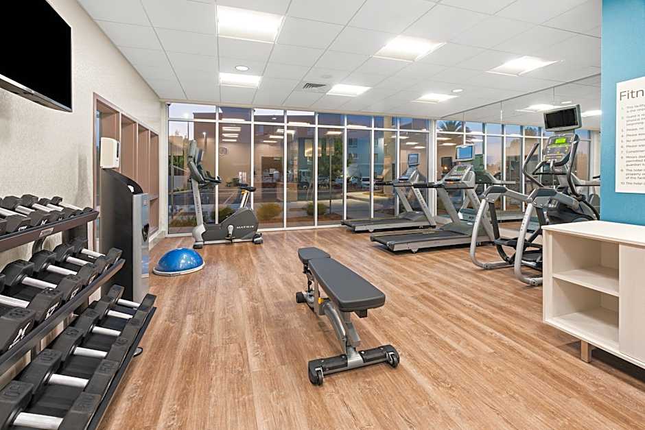 Holiday Inn Express And Suites Suisun City Napa Valley Area By IHG