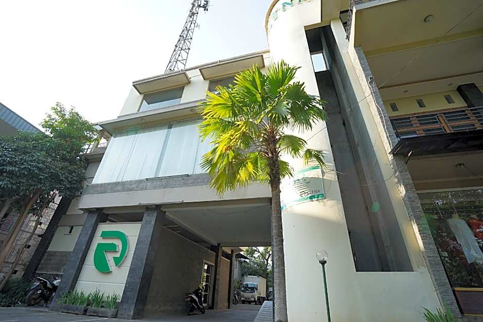 Collection O 1430 Hotel Ratna Syariah